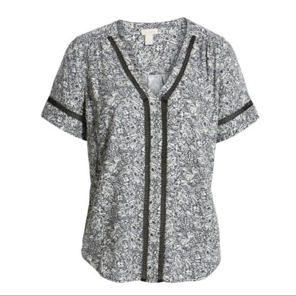 HINGE Floral Pullover V-Neck Top - NWT - Size  XS - Picture 3 of 3